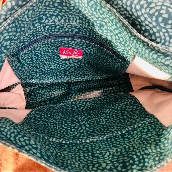 FOSSIL Authentic Large Crossbody/Shoulder Bag - Picture 3 of 8